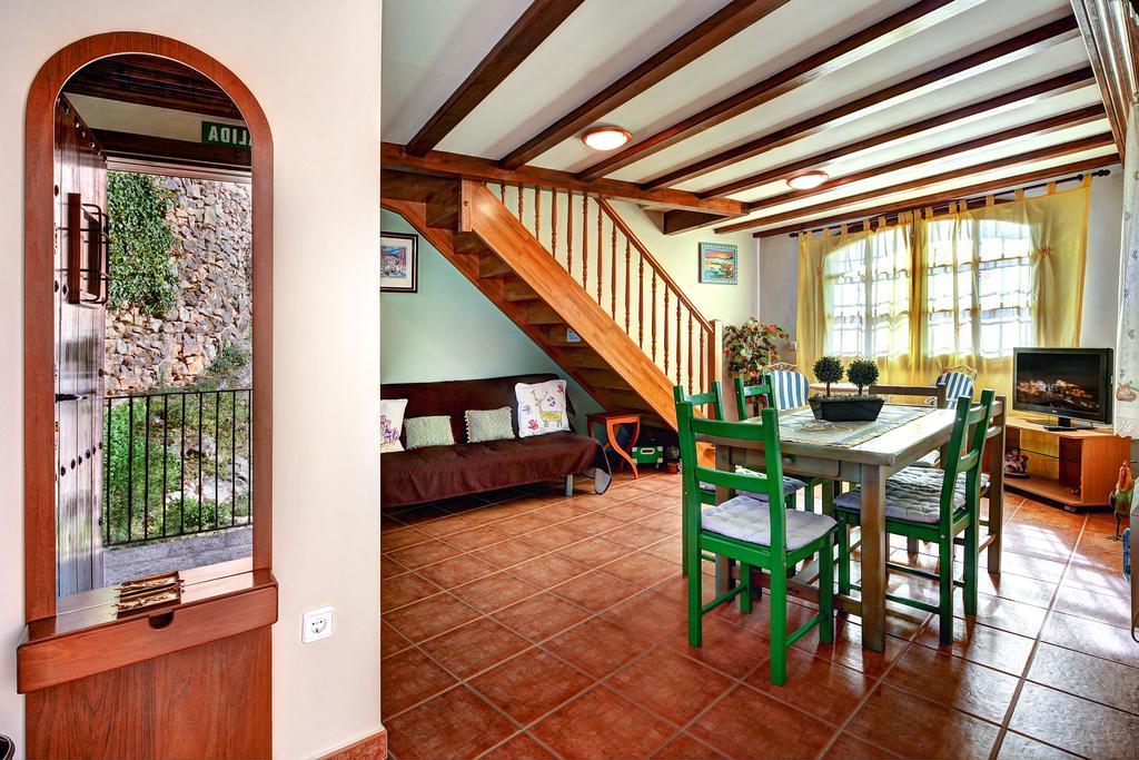 Apartamentos Bellavista Alquézar Buitenkant foto